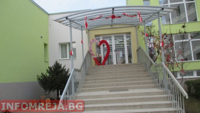 Днес над Южна България ще е облачно с валежи