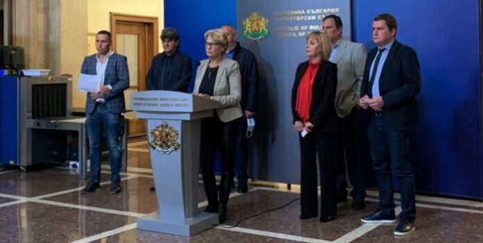 До 15 октомври ще бъде пуснато движението по ремонтираното платно на пътя София – Перник