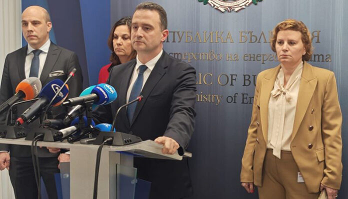 До края на февруари държавата компенсира останалите без ток по празниците