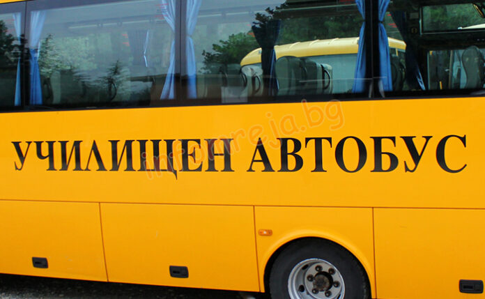 До пет учебни дни за ученически екскурзии догодина