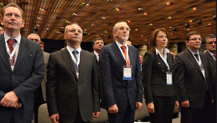 Доган предава щафетата на Местан за водач в Пиринско