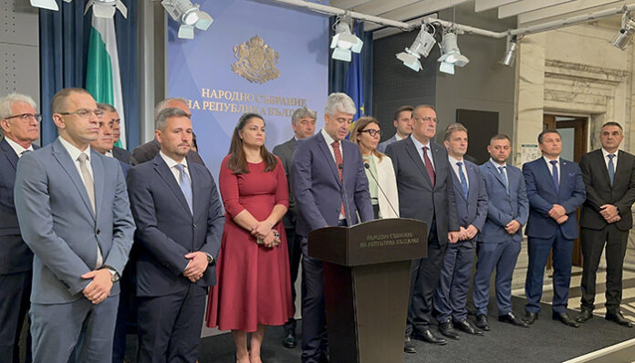 ДПС без Пеевски иска прокуратурата да разследва показанията на Василев