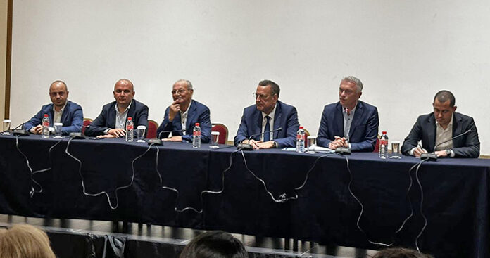 ДПС-Доган: Демокрацията в България е под сериозна заплаха