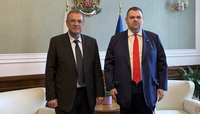 ДПС на Доган: Обединение няма и не може да има! Чакъров предаде каузата