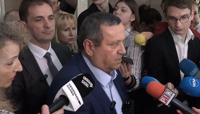 ДПС на Доган предлагат промени в бюджета за майчинството през втората година