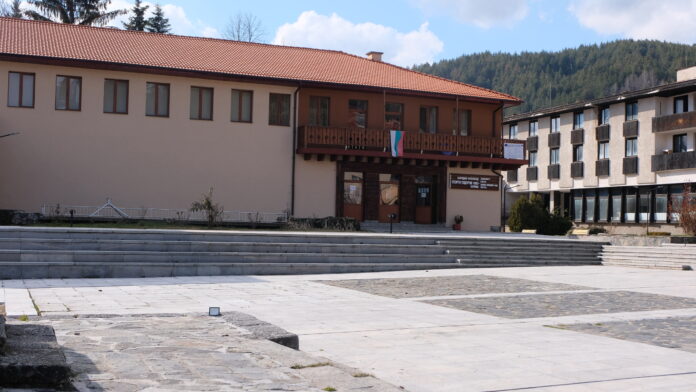 Община Белица спечели финансиране за дигитални клубове в читалищата