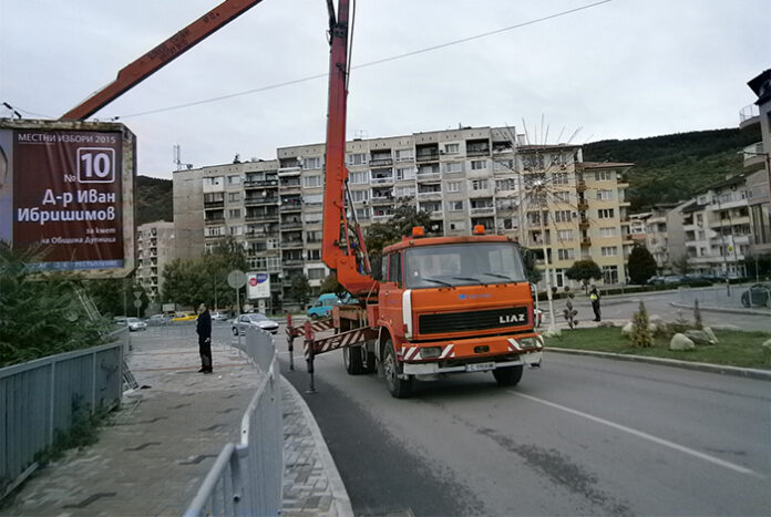 Дупничани недоволстват заради затворено кръгово кръстовище