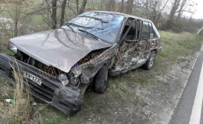 Два автомобила и микробус във верижен сблъсък на Е-79 край Сандански