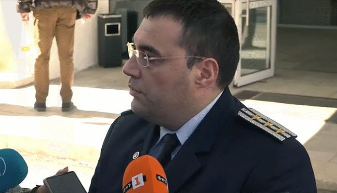 Двама полицаи са ранени след гонката с автомобил в столицата