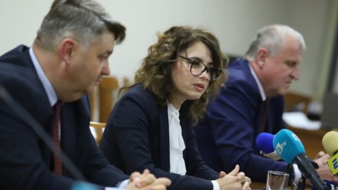 Две комисии във ВСС ще четат сигнала на Борислав Сарафов