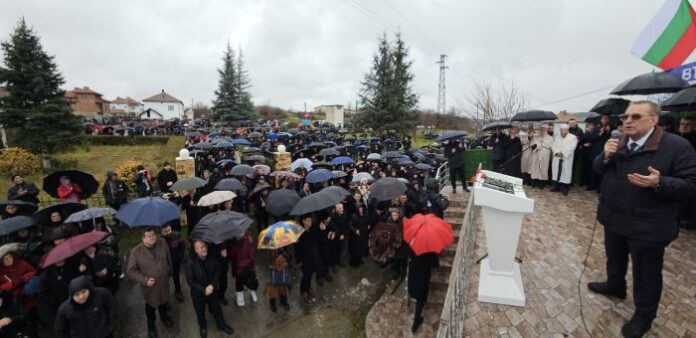 Двете ДПС-та с отделни митинги на Тюркян чешма