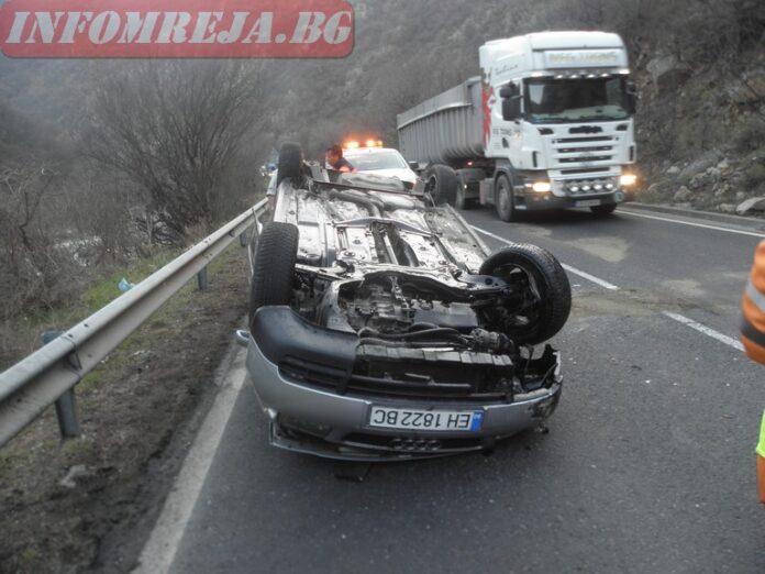 Движението в Кресненското дефиле е възстановено