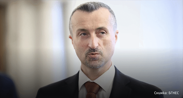 Единственият кандидат за шеф на НЗОК иска по-добър достъп до здравни услуги