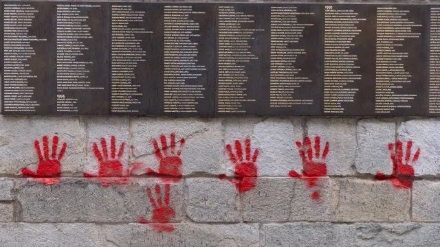 Как бивш озеленител в Община Благоевград изпълнява поръчки от Русия за вандалски актове във Франция? Как бивш озеленител в Община Благоевград изпълнява поръчки от Русия за вандалски актове във Франция? - Инфомрежа