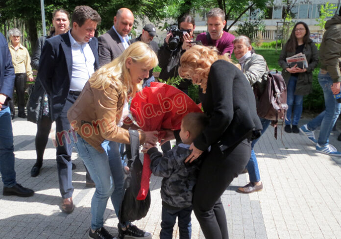 Елена Йончева в Кюстендил: За 12 години в ЕС 40% от българите са на ръба на бедността