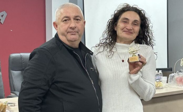Елица Маламова е Служител на годината в община Кресна
