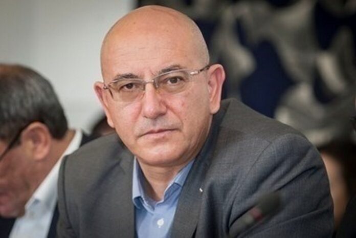 Емил Димитров: Отделянето на ВМРО от „Обединените патриоти” им „изяде главата”