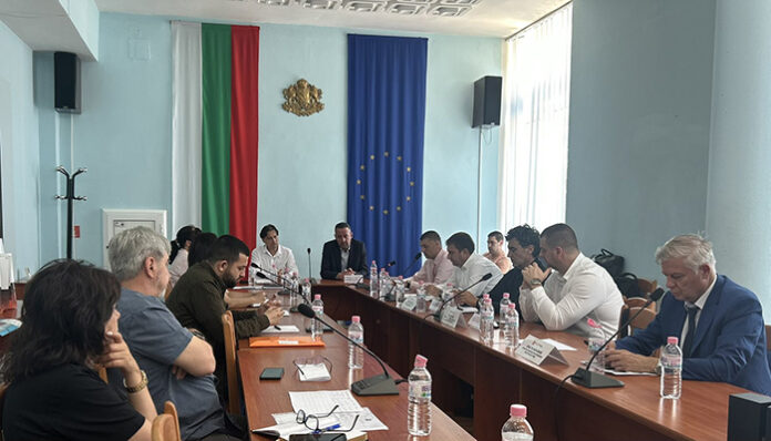 ЕРМ Запад повишава сигурността на електрозахранването с модернизация на мрежата в област Монтана