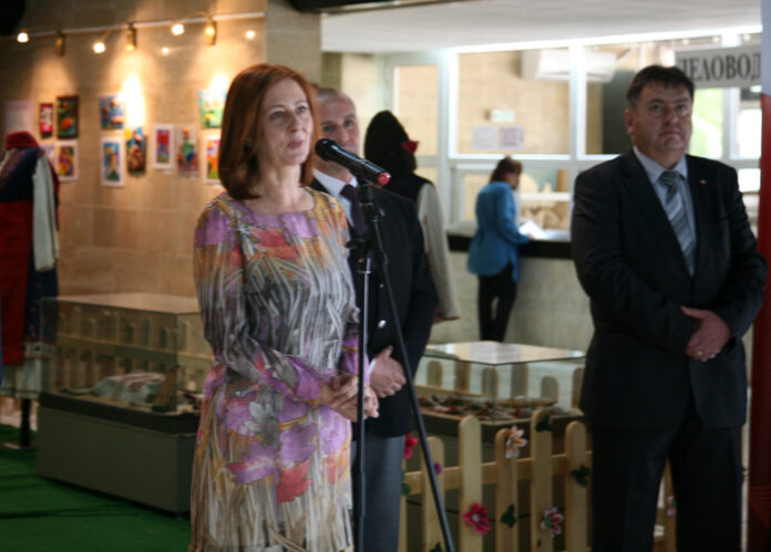 Етнографска изложба „Багри и звуци от Рила” откриха в Благоевград