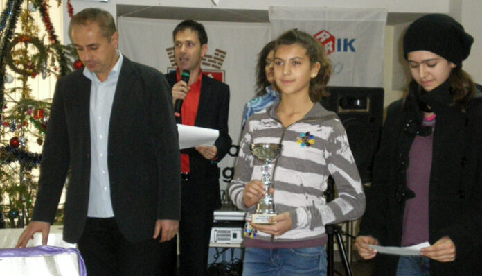 Евелина Николова е Спортист № 1 на Кюстендил за 2011 г.