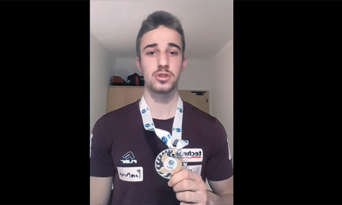 Европейският шампион по биатлон продава медала си в помощ на жена от Банско