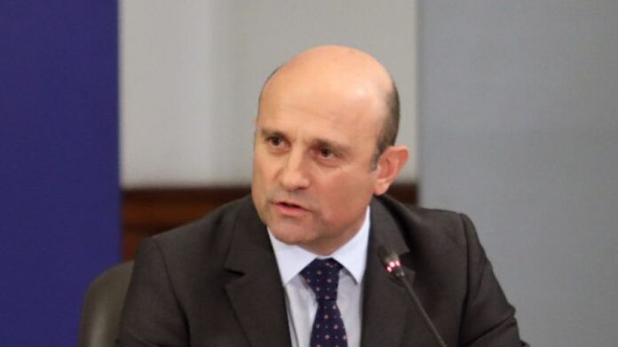 Финансовото министерство подготвя бюджет с дефицит до 3%