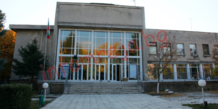 Фолклорно надиграване в Рила