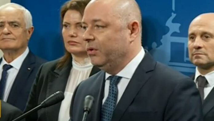 Габровски след решението на НС: Явно не всички чудеса стават покрай Коледа