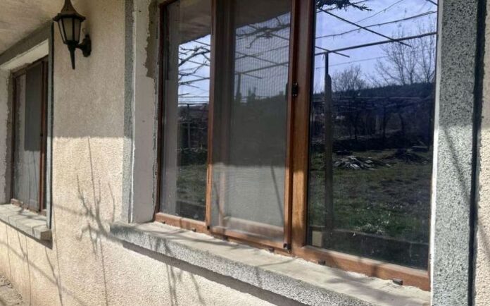 ГДБОП задържа двама за длъжностно присвояване в Стара Загора