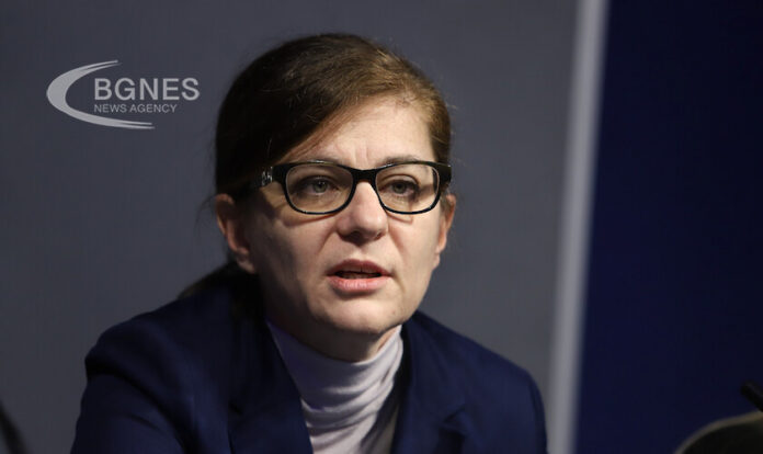Генчовска: Подновихме предложението да охраняваме въздушното пространство на РСМ