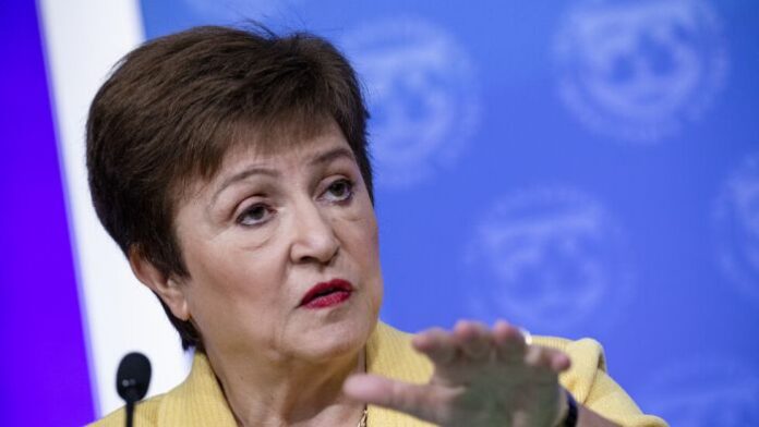 Георгиева: Омикрон може да забави възстановяването на икономиката