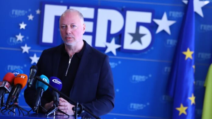 ГЕРБ: ЦИК да преразгледа решението си за записването на гласовете от машинния и хартиения вот