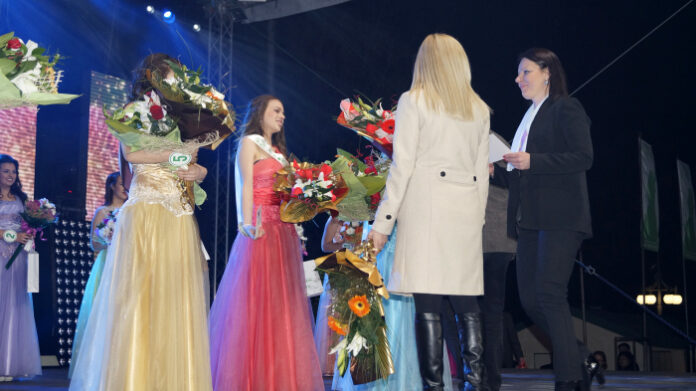 ГЕРБ подари на 
