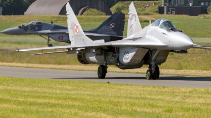 Германия разреши на Полша да даде МиГ-29 на Украйна