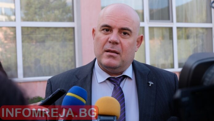 Гешев разговаря с ГЕРБ-СДС