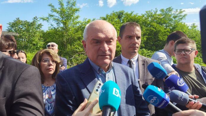 Главчев свиква утре работна среща за строежа на Националната детска болница
