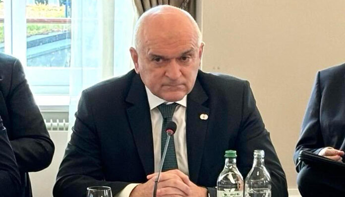 Главчев: Трябва да защитим ядрената безопасност и сигурност на Украйна