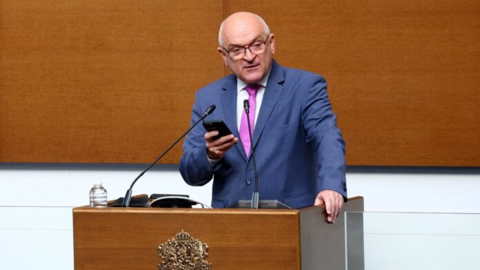 Главчев заминава за САЩ
