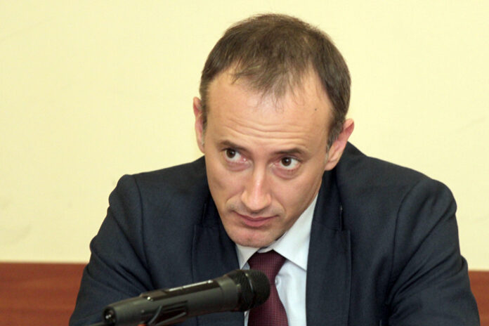 Главният секретар на МОН Красимир Вълчев на посещение в Гоцеделчевско