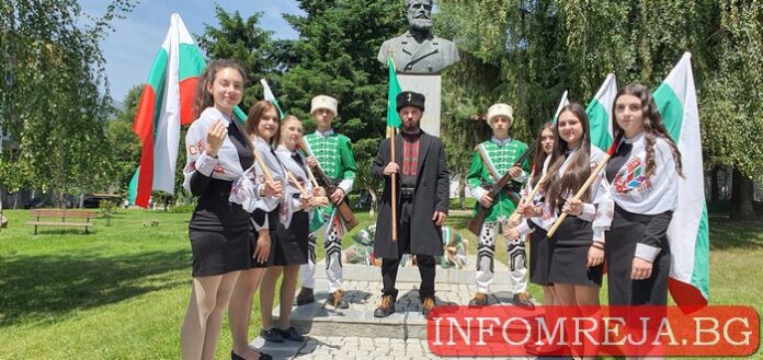 Гоцеделчевци тачат паметта на Ботев и неговите четници