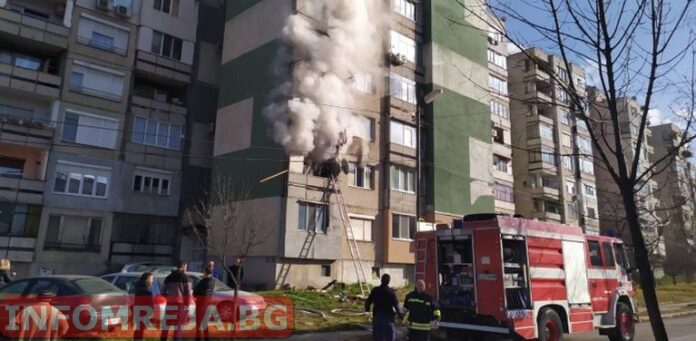 Гори жилищен блок в кюстендилския квартал 