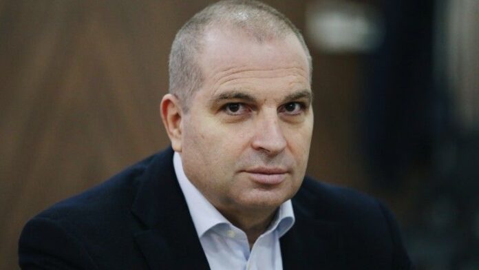 Гроздан Караджов: Плащаме договорите