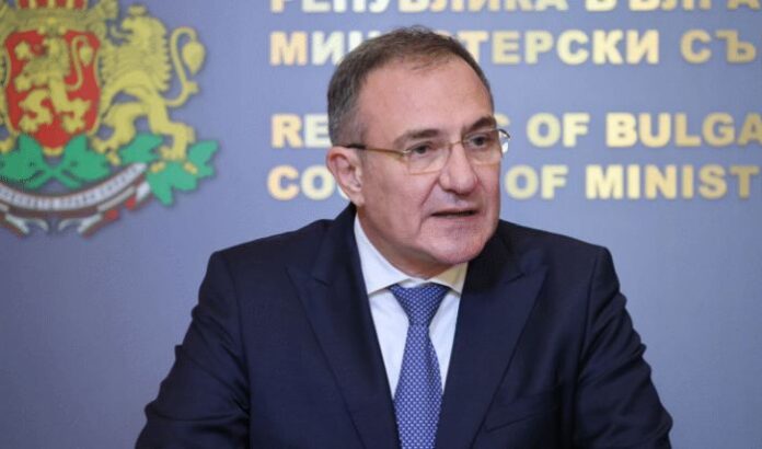 Гуцанов: Отпускаме допълнителна помощ за пострадалите от наводненията