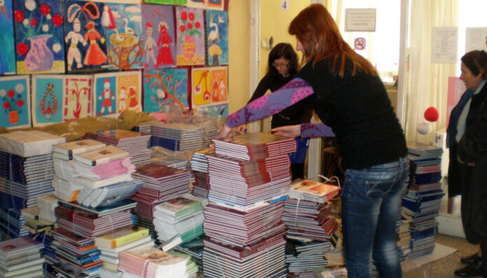 Хиляди книги за читалищата в Кюстендилско