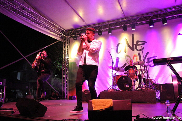 Хиляди пяха със звездите на One Love Tour в Банско
