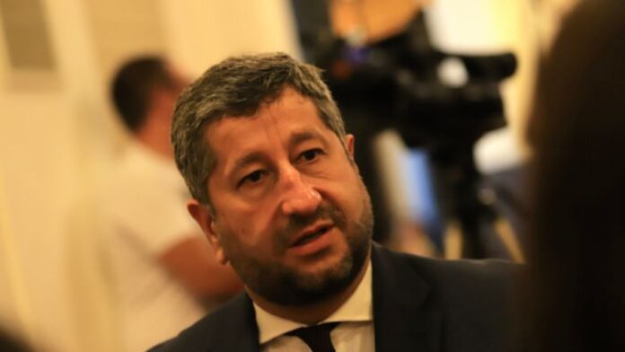 Христо Иванов: Няма да размислим за прехвърлянето на НИМХ в МОСВ