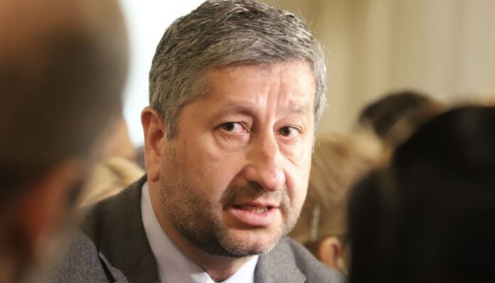 Христо Иванов отвърна на удара: Това е предсмъртният писък на Пеевски