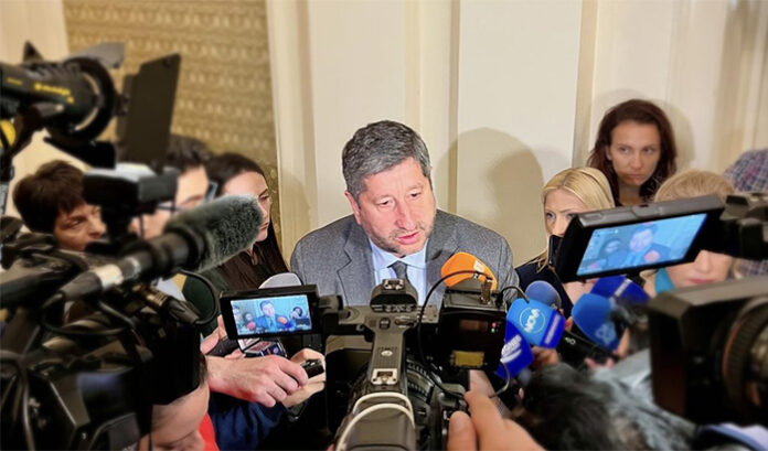 Христо Иванов: Въпросът не е да сменим Иван Гешев с друг