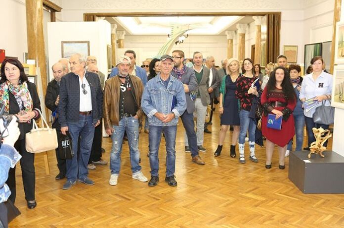 Художници от поречието на Струма украсиха празника на Перник