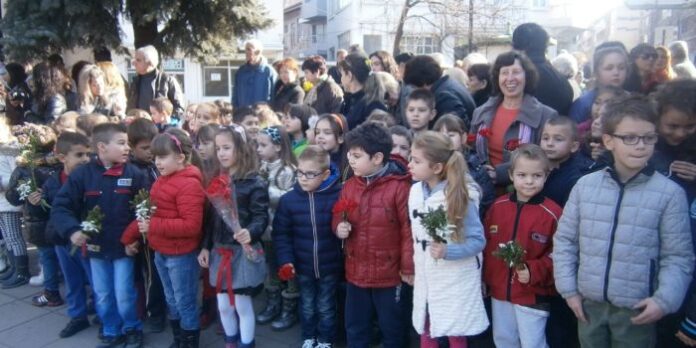 И Дупница се поклони пред делото на Апостола
